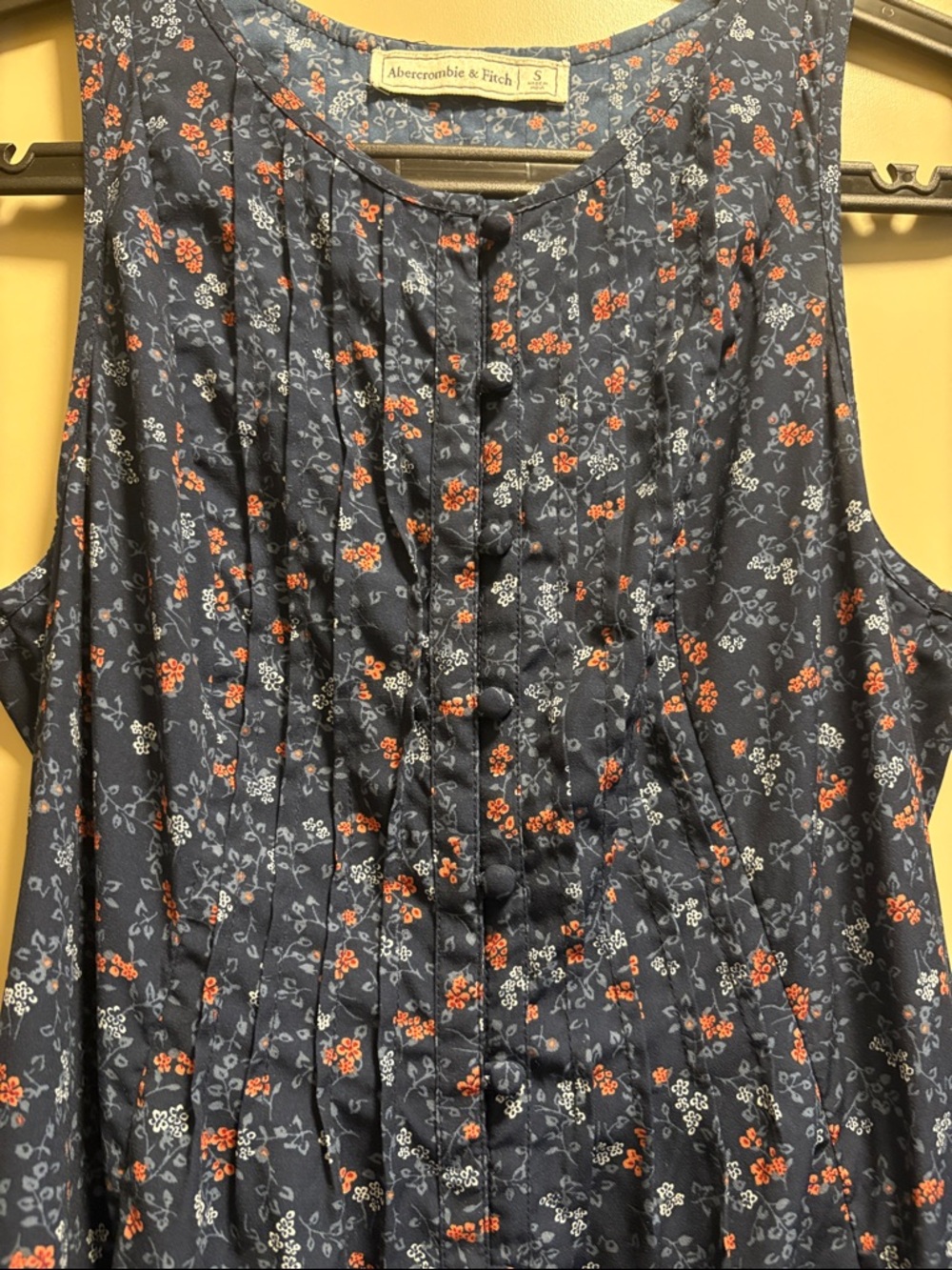 Abercrombie & Fitch Navy Floral Button-Front Sleeveless Dress - Picture 6 of 8